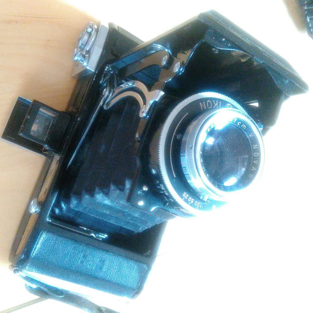 Zeiss Ikon Ercona - Novar-Anastigmat - 1:4,5 / f=11cm