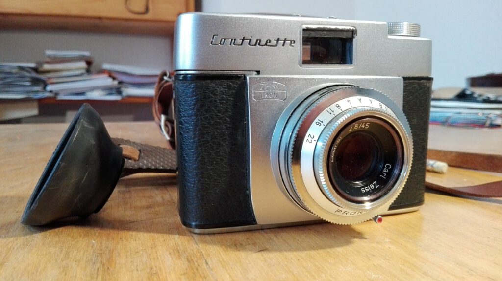 Zeiss Ikon Continette mit Lucinar 2.8 / 45 mm