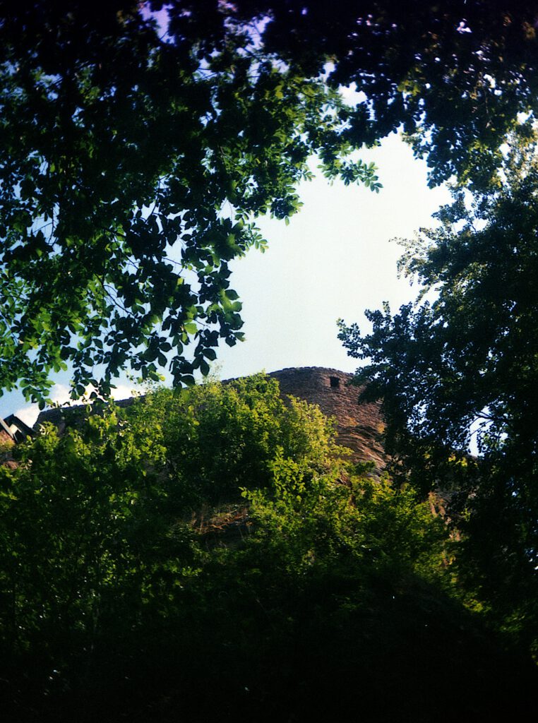Druopta-PionyrII-Ektachrome160-Burg